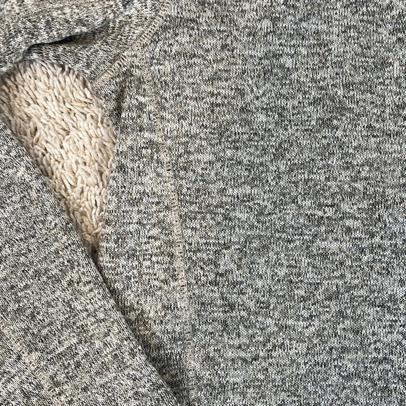 Eddie Bauer men’s SZ SM 1/4 zip fleece pullover. Grey taupe cream.Excellent cond - Picture 11 of 12